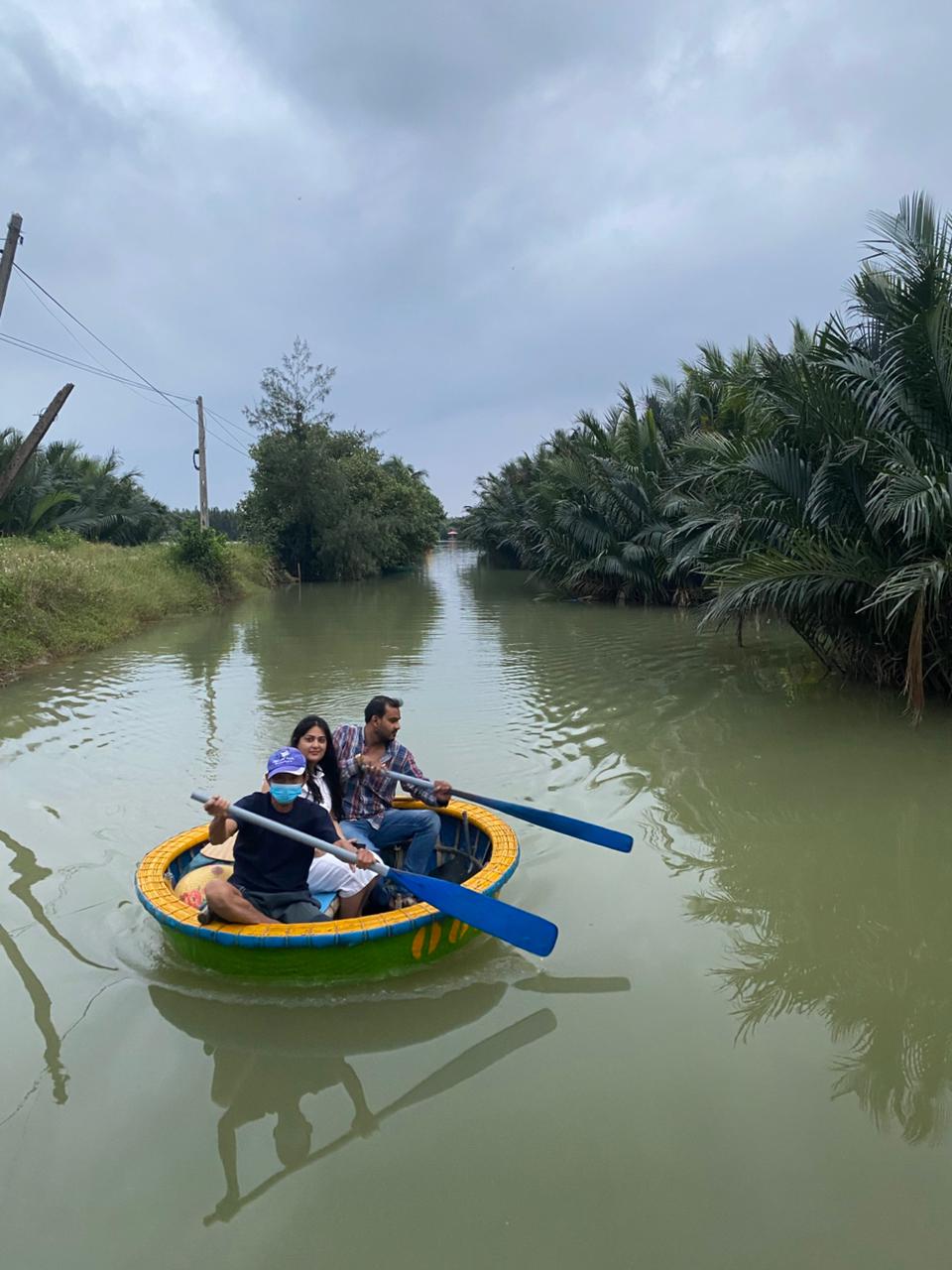 Dung Coconut Basket Boat Tour