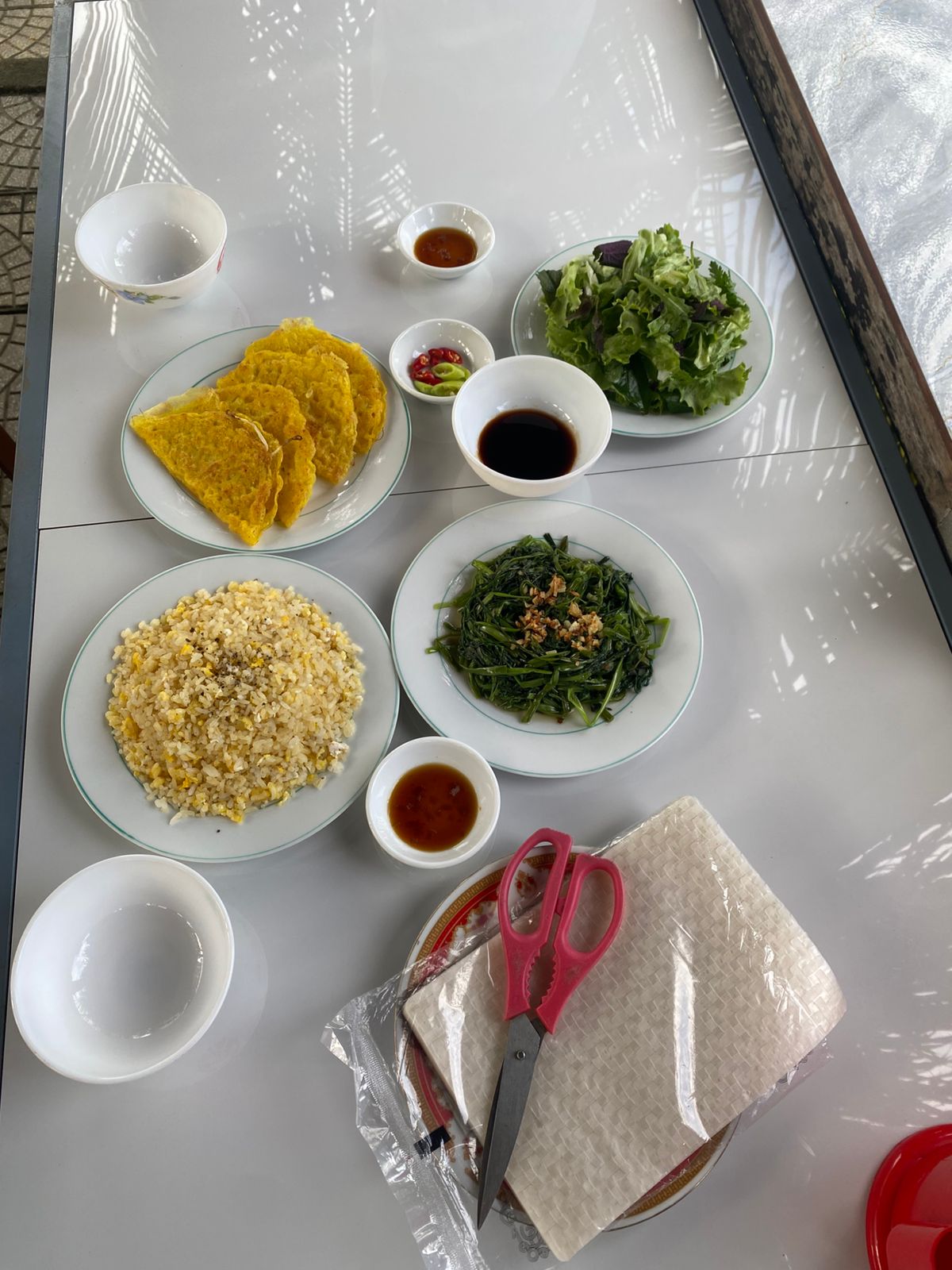 give me SEo friendly alt image for gallery page