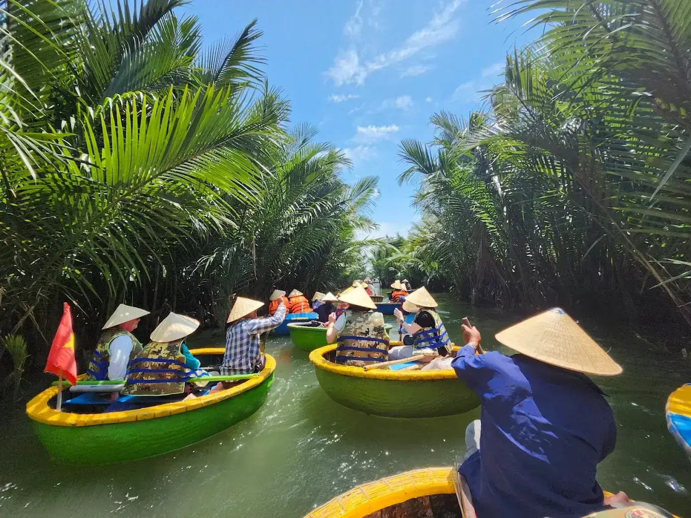 Dung basket boat tour in Hoi An